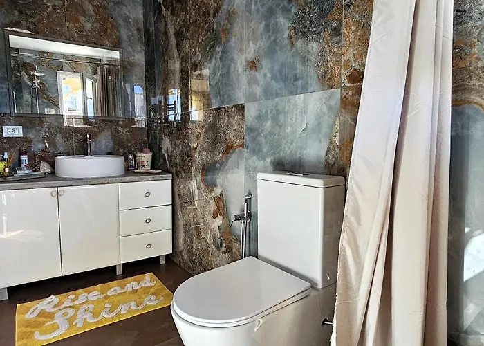 Apartman Nuci's Place 3, Cozy 1 Bedroom With Balcony Near Bllok